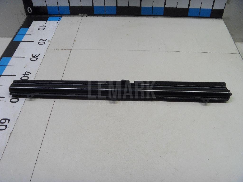 Шторка солнцезащитная