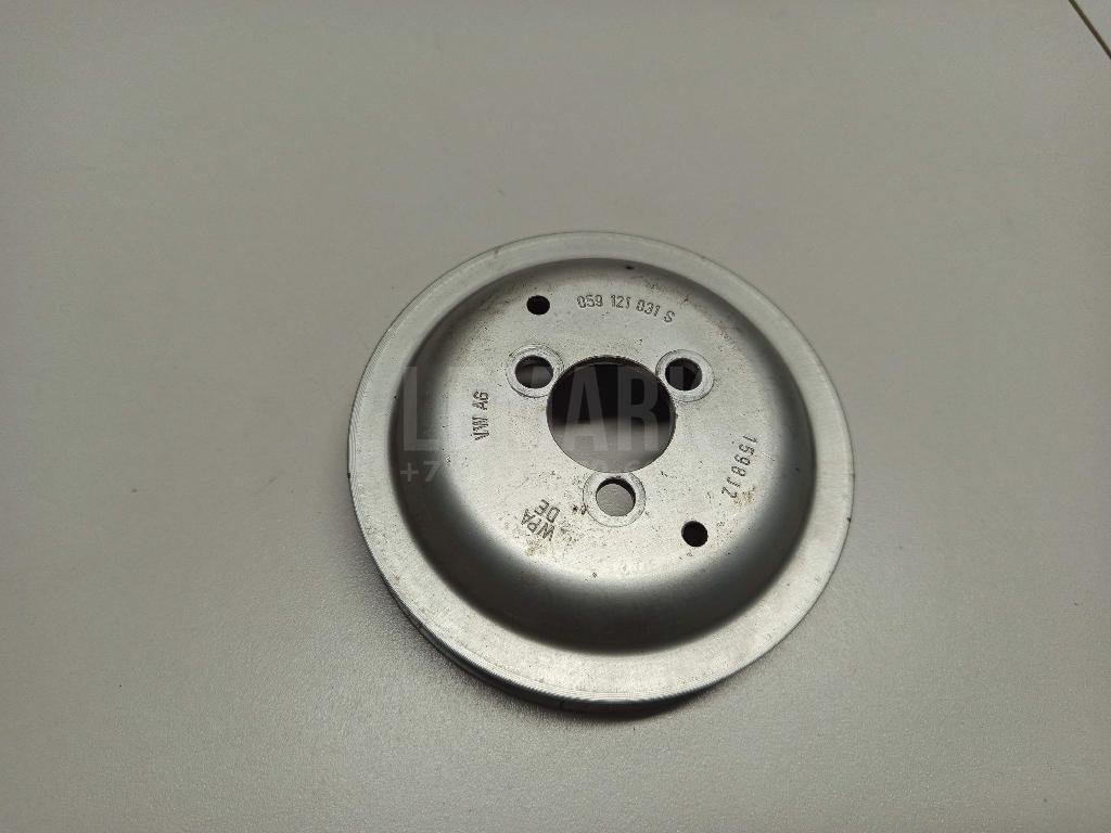 Шкив водяного насоса (помпы)