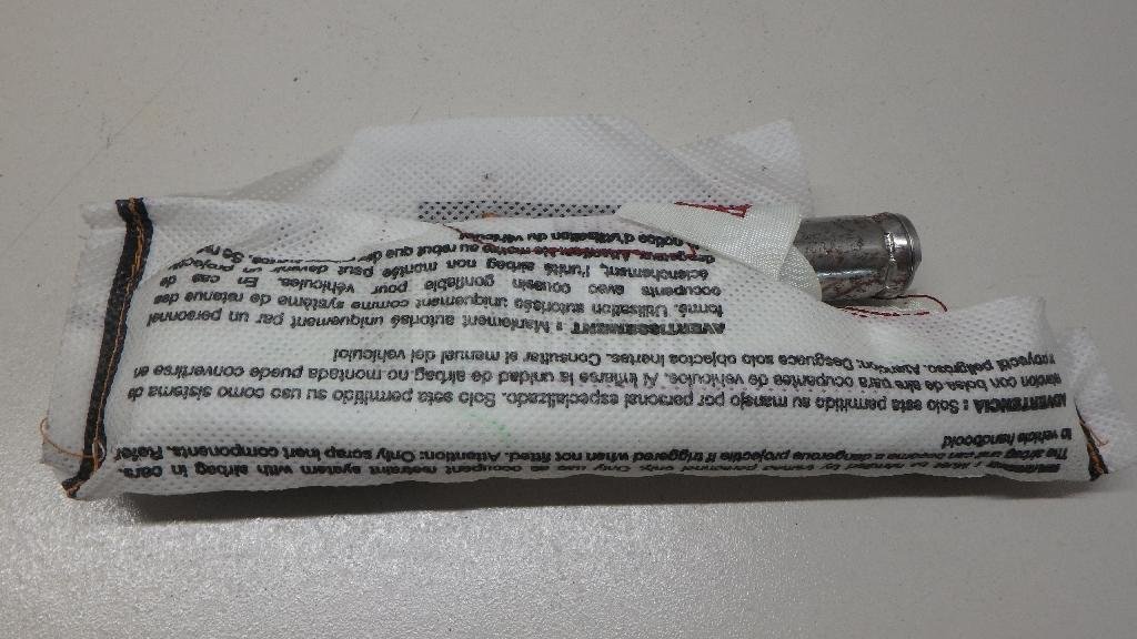 Подушка безопасности боковая (в сиденье)