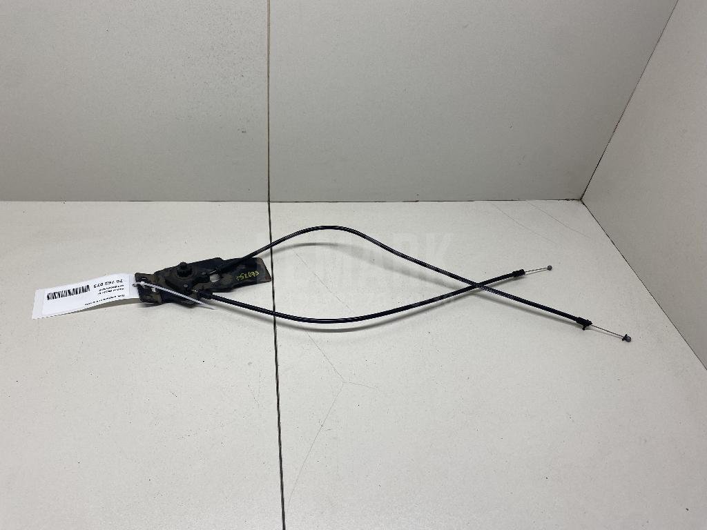 Трос открывания капота