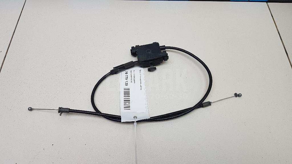 Трос открывания капота