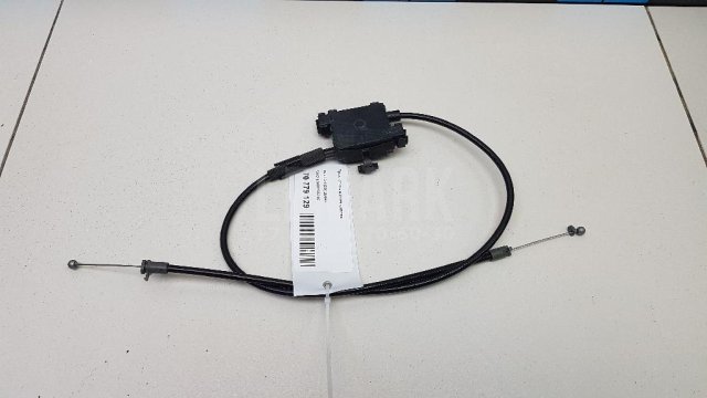 Трос открывания капота