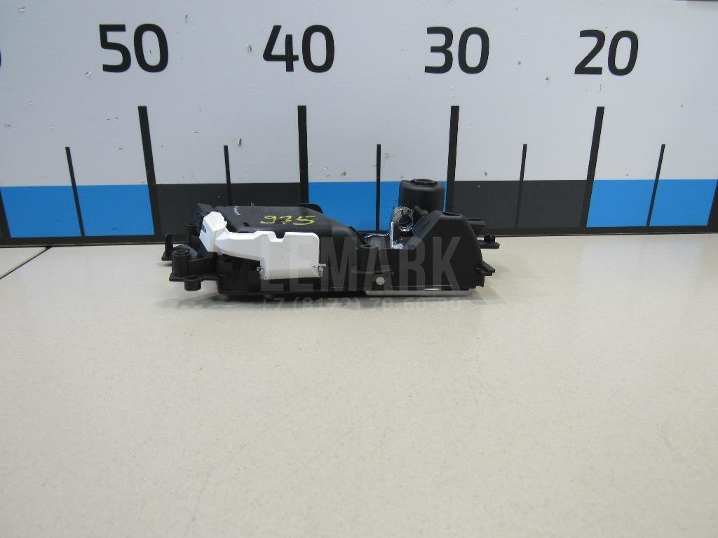 Ручка двери внутренняя правая