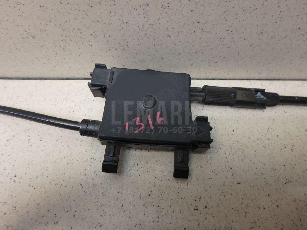 Трос открывания капота