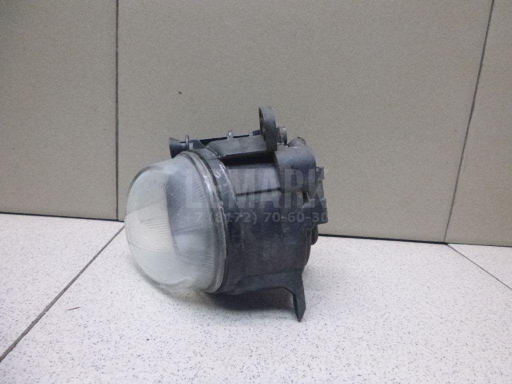 Фара противотуманная правая