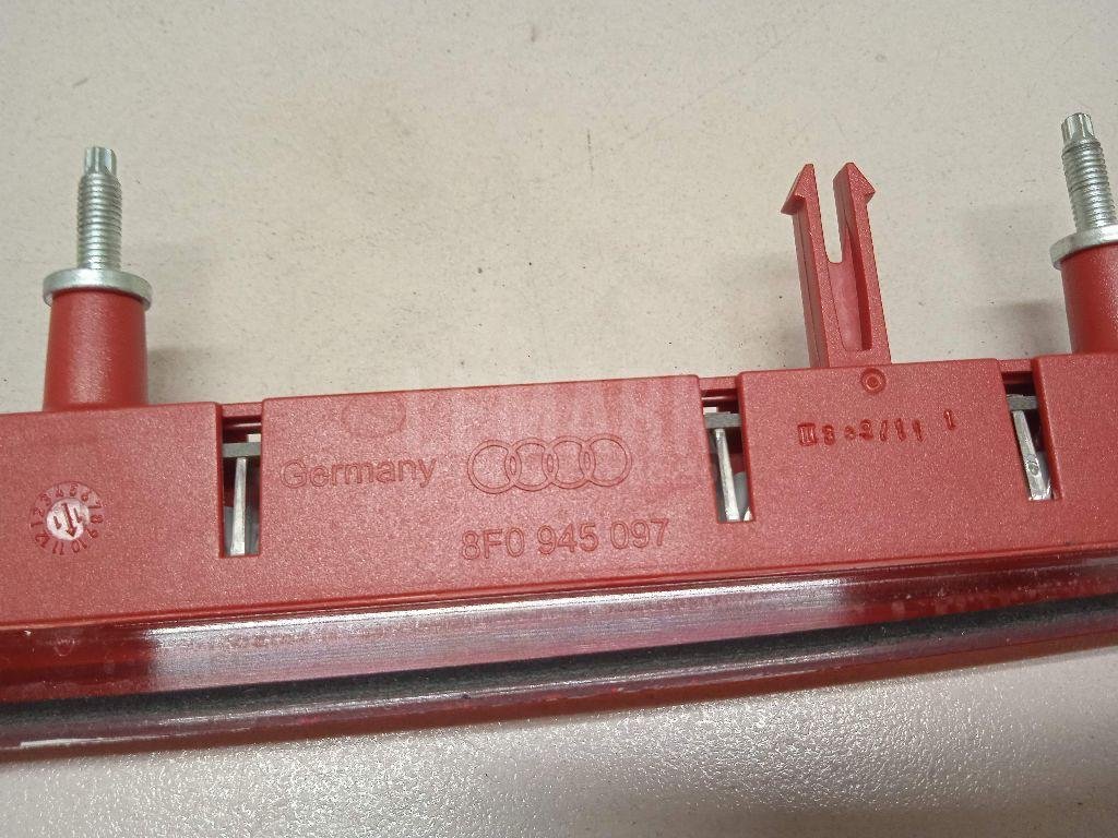 Фонарь задний (стоп сигнал) для  Audi A4 [B9] 2015