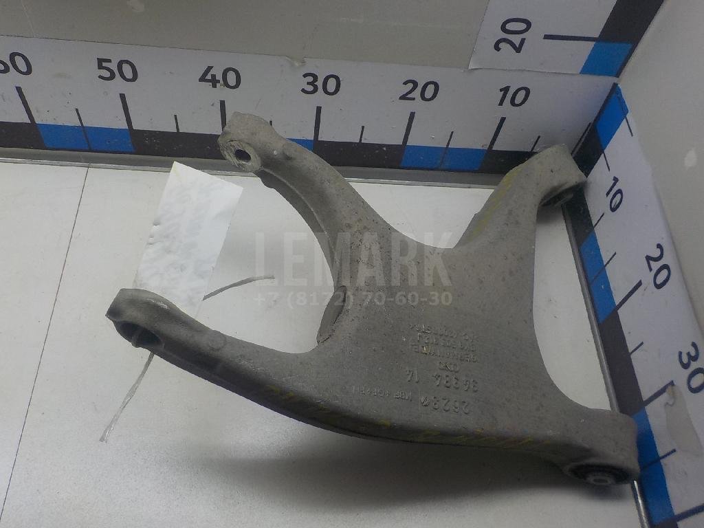 Рычаг задний нижний правый