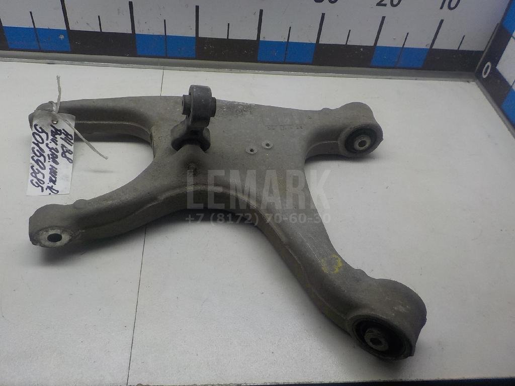 Рычаг задний нижний правый