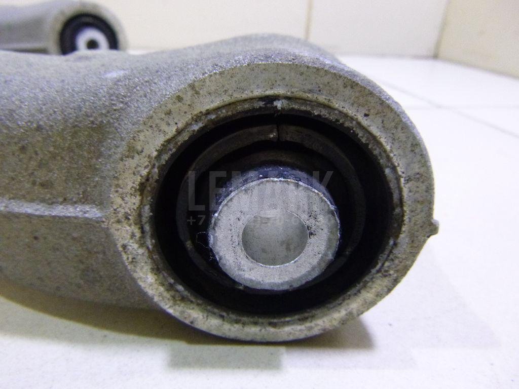 Рычаг задний нижний правый