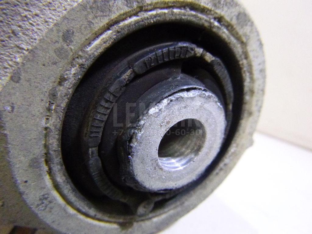 Рычаг задний нижний правый