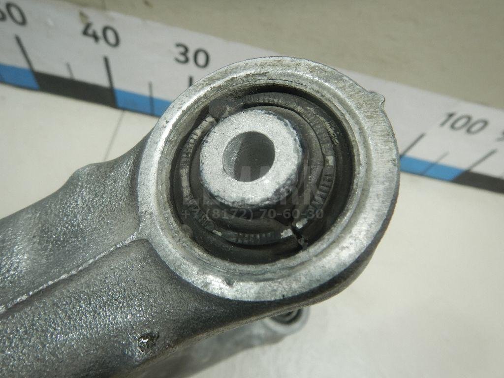 Рычаг задний нижний правый