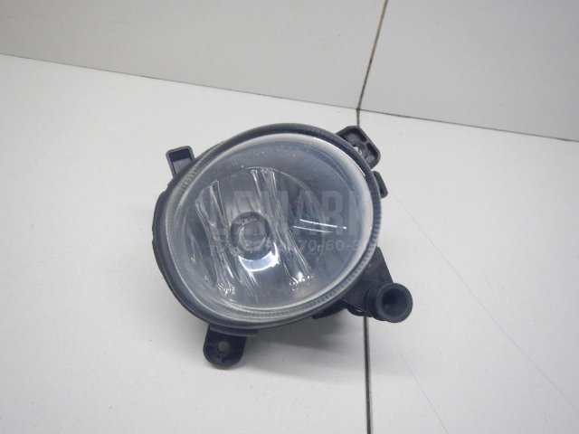 Фара противотуманная правая