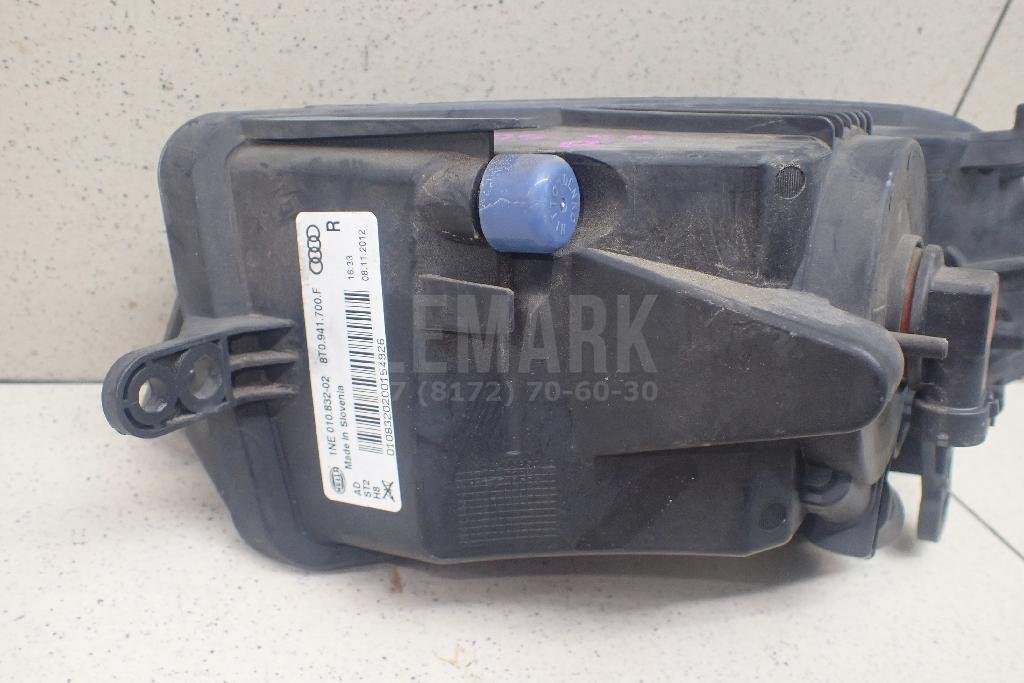 Фара противотуманная правая для  Audi A4 [B7] 2005-2007