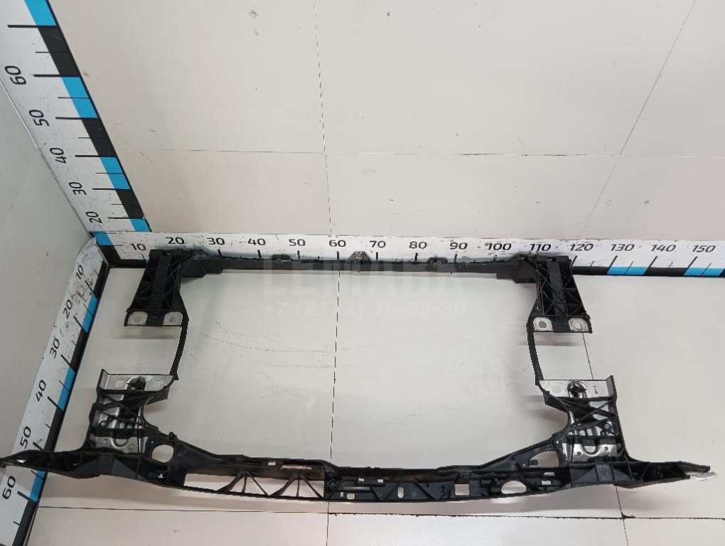 Панель передняя