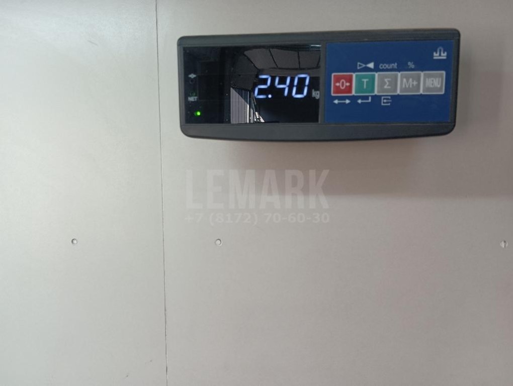 Панель передняя