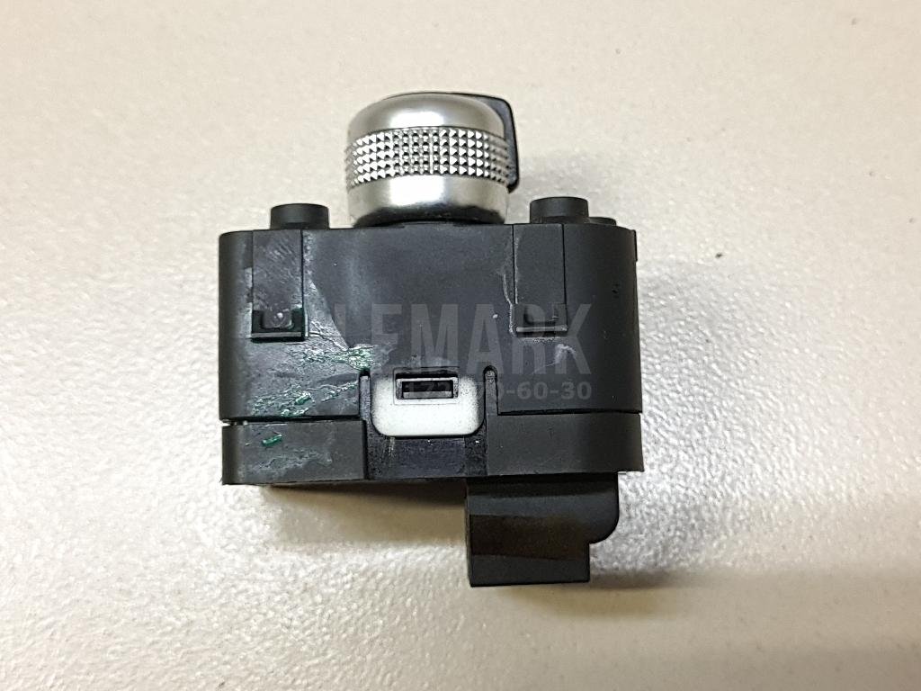 Переключатель регулировки зеркала