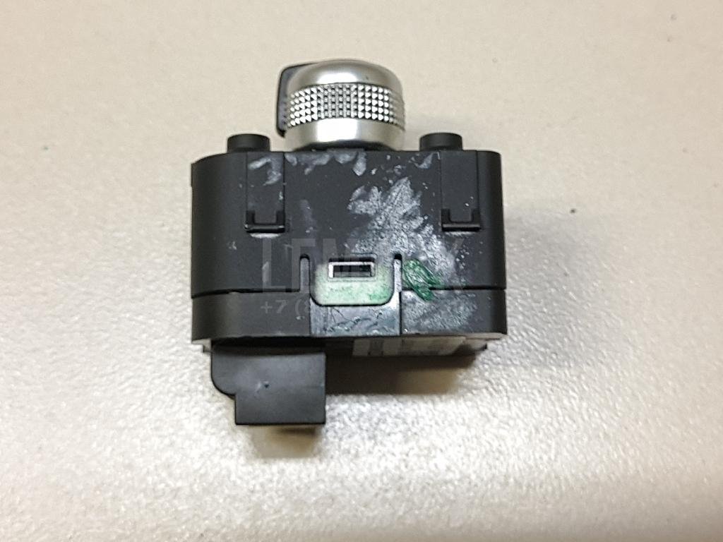 Переключатель регулировки зеркала