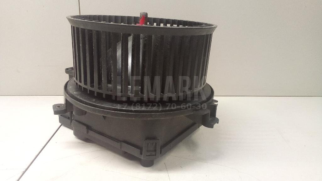 Моторчик отопителя для  Audi A5/S5 (F5) 2017