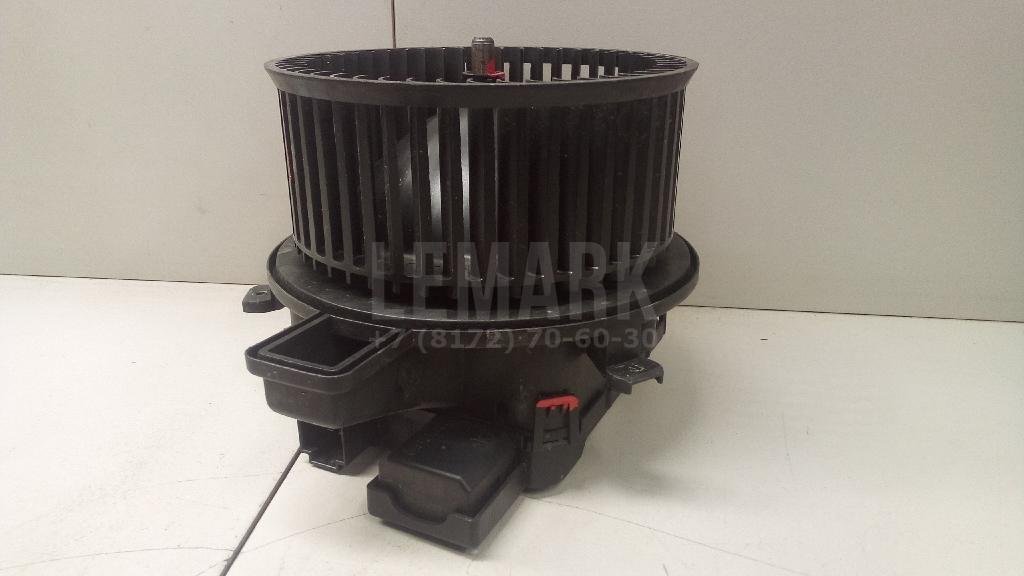 Моторчик отопителя для  Audi A5/S5 (F5) 2017