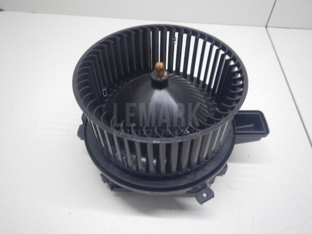 Моторчик отопителя