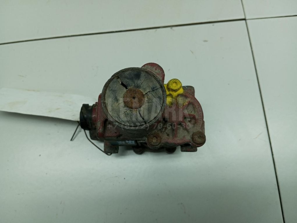 Кран ABS для  Audi A4 [B9] 2015