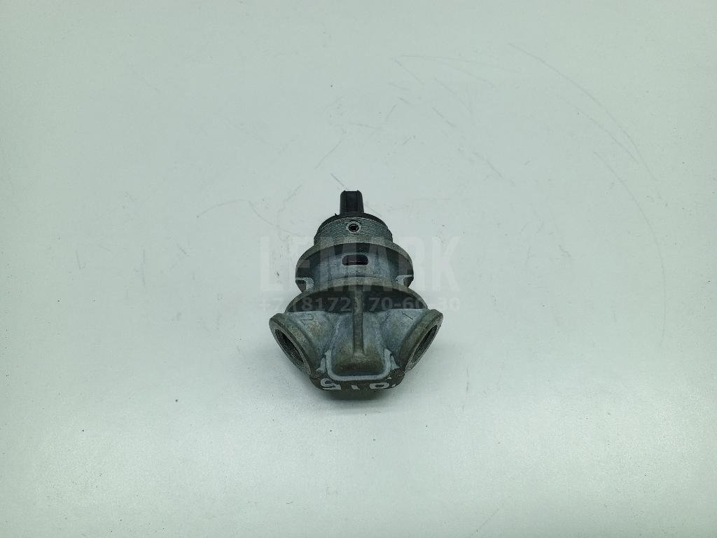 Клапан пневматический для  Audi A5/S5 (F5) 2017