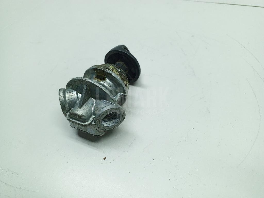 Клапан пневматический