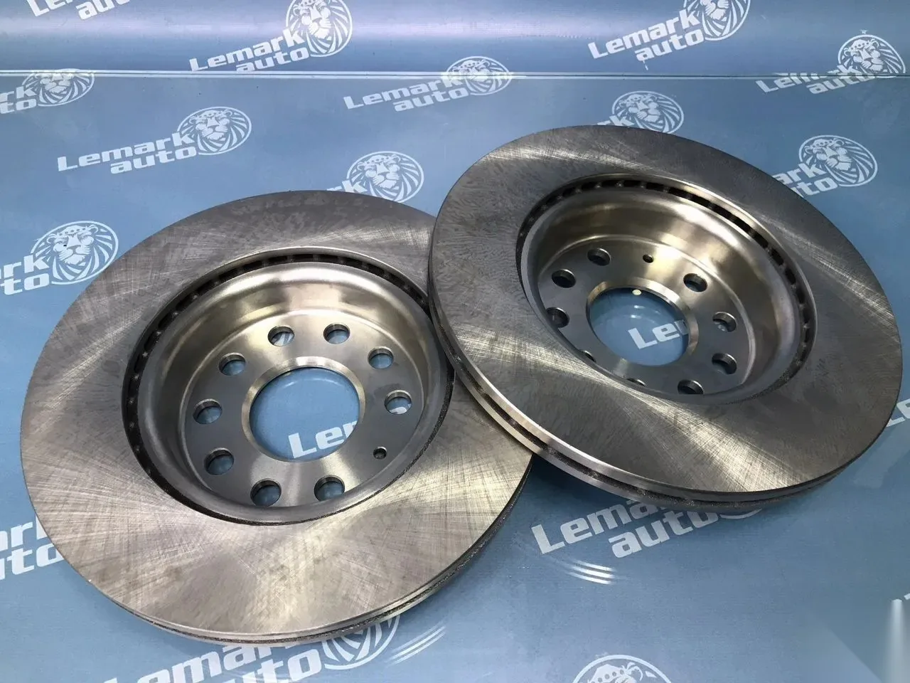 Диск тормозной передний вентилируемый Trialli DF180106
